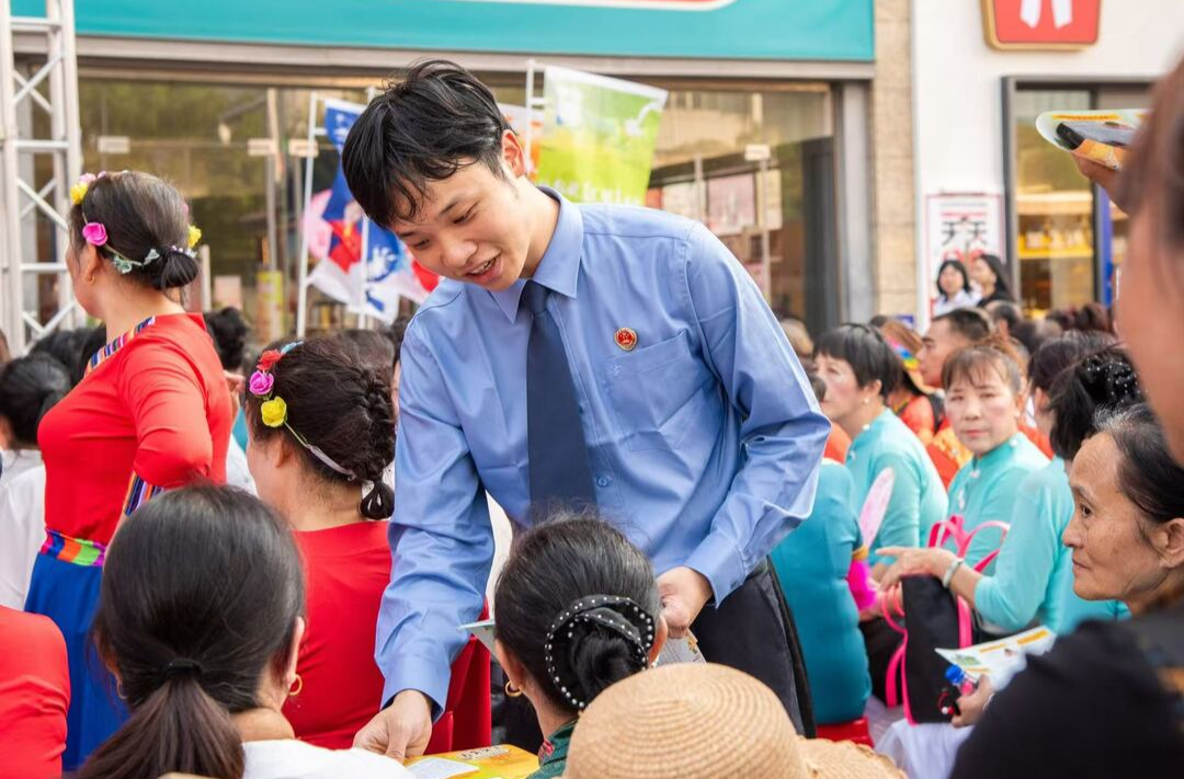 冷水滩区检察院：食品安全普法周 守护“舌尖上的安全”