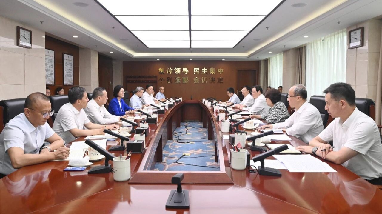 最高检、全国工商联共商加强民营经济法治保障