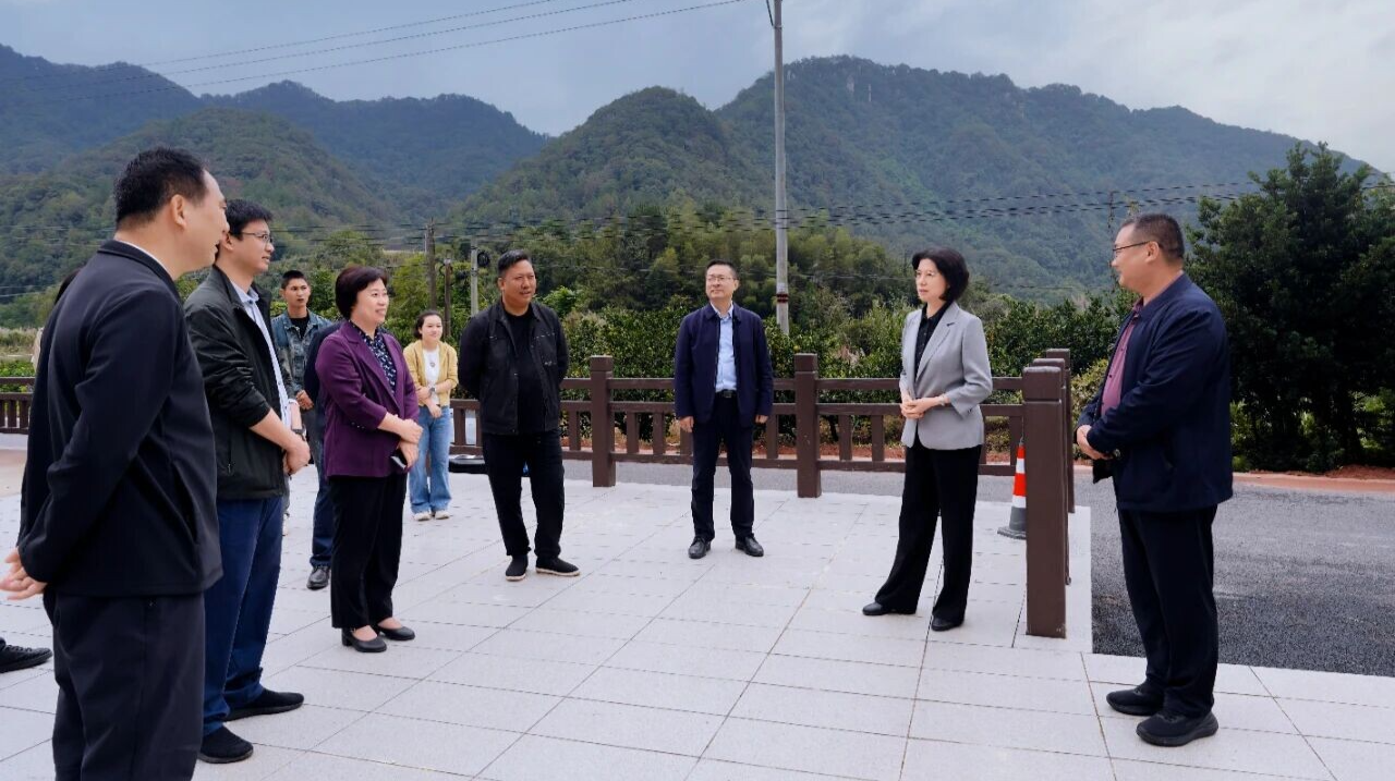 把乡村蓝图变成幸福实景——叶晓颖赴省检察院乡村振兴点调研