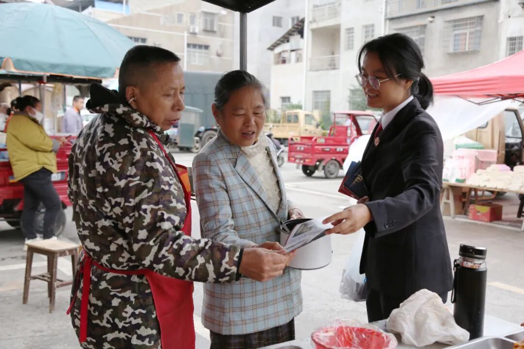 石门检察与法院联合开展扫黑除恶法治宣传活动